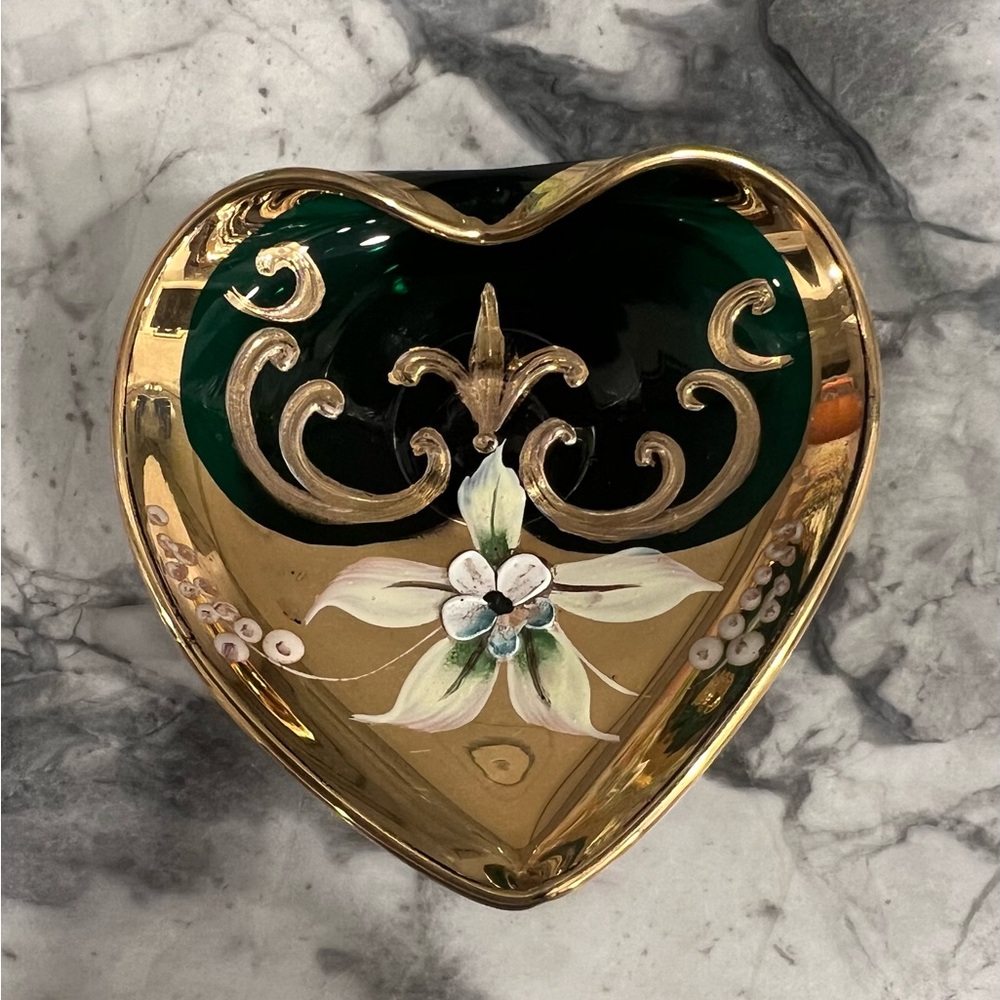 Murano Heart-Shaped Gold and Green Decorative Trinket Dish